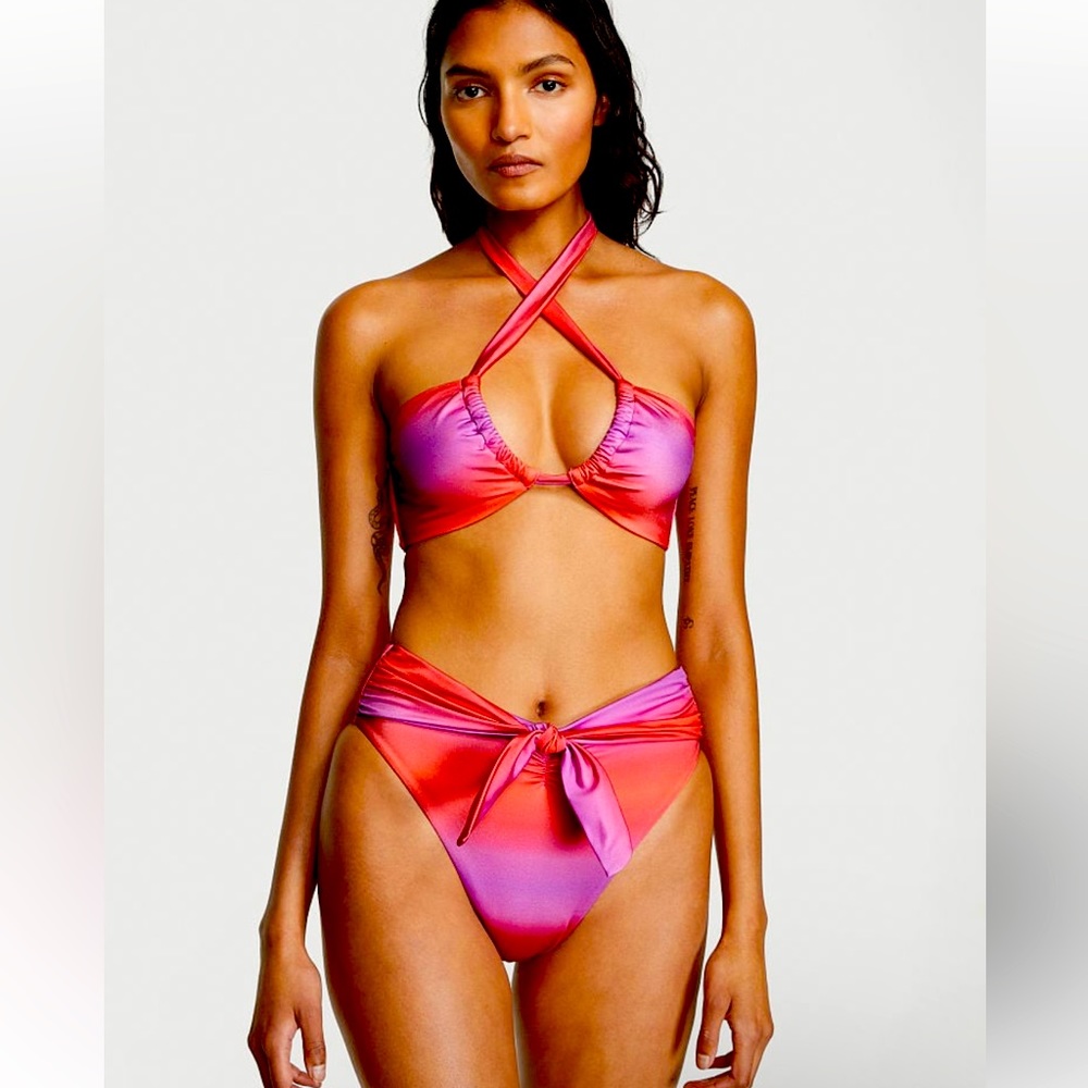 NWT Victoria’s Secret bathing suit!